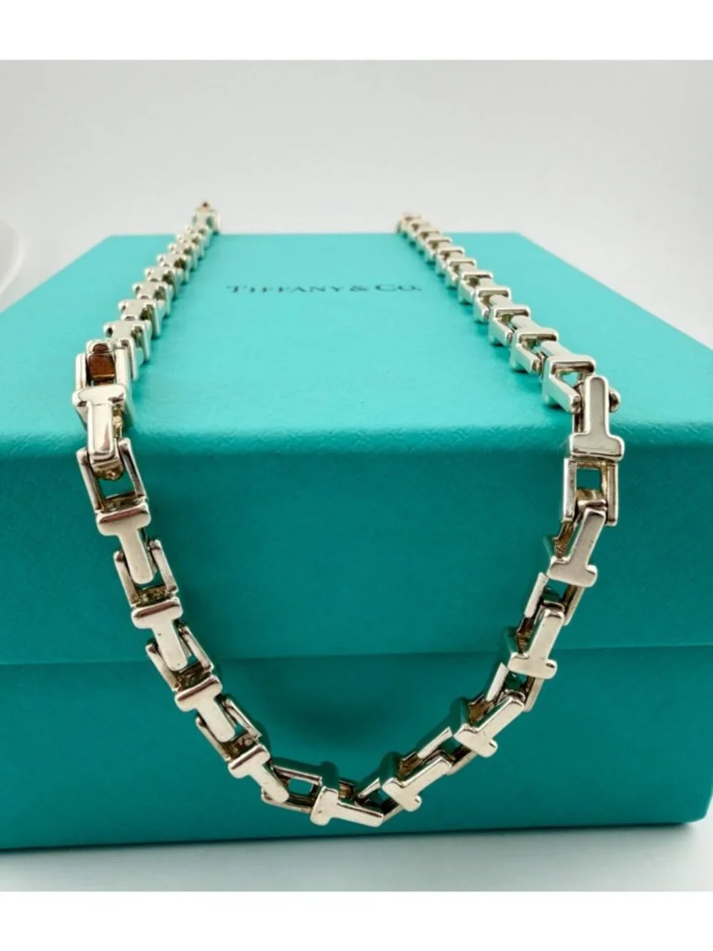 Tiffany & Co. Narrow T Link Chain Necklace Sterling Silver 20in 39g Retired